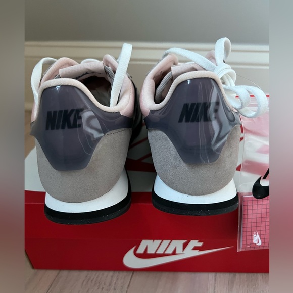 nike v-love o.x. sneakers NWT - Picture 7 of 7
